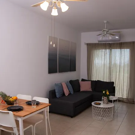 Path Beachfront Appartement *