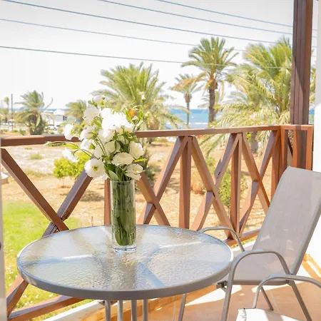 Path Beachfront Appartement *