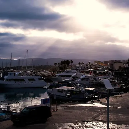 Daire Path Beachfront Latchi