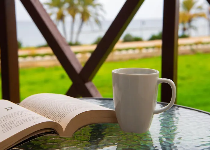 Apartment Path Beachfront