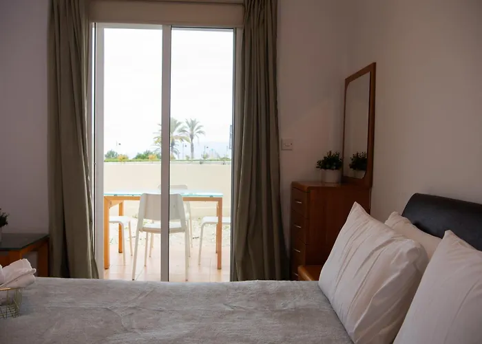 Path Beachfront Lachi