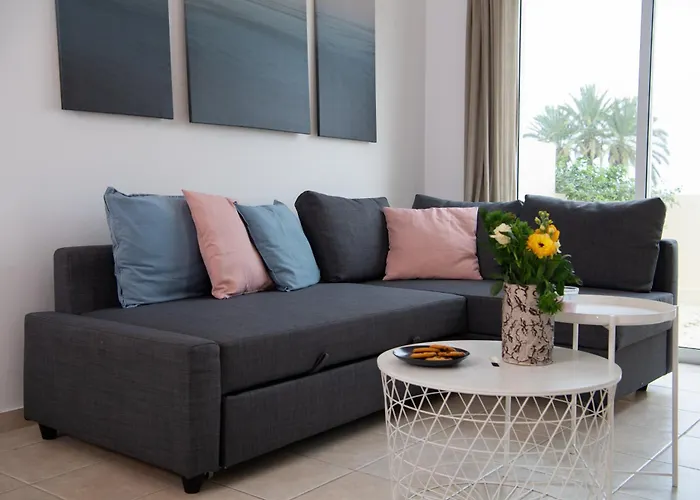 Path Beachfront Apartment Lachi